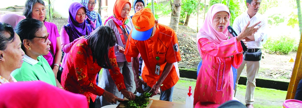 Super Indo Gelar Pelatihan Kelola Sampah Rumah Tangga 