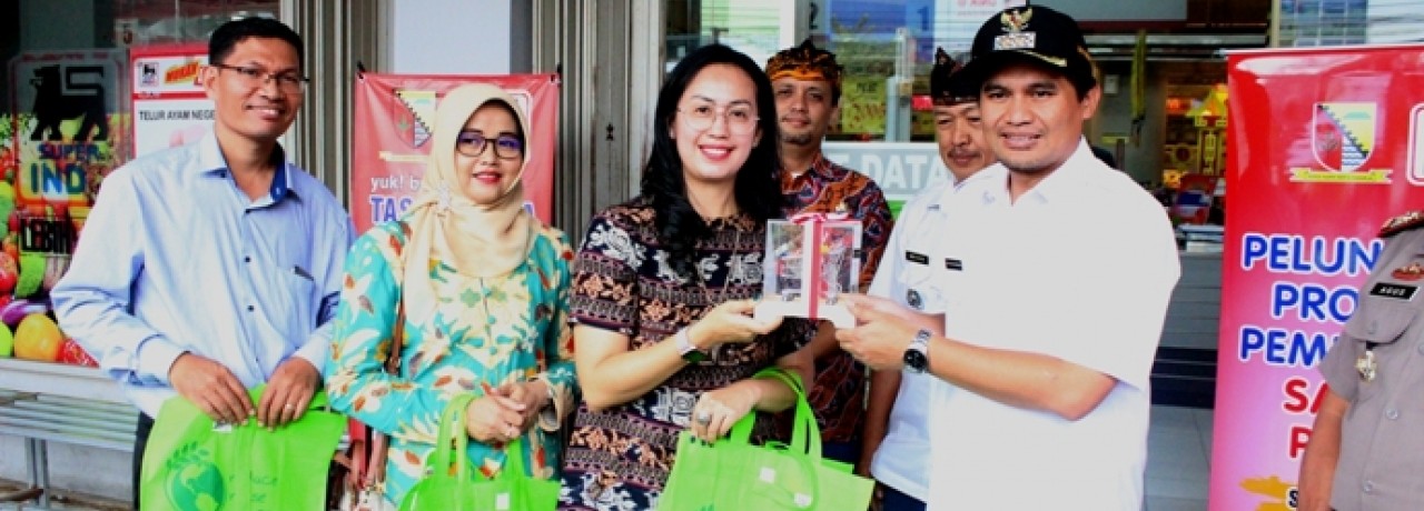 Super Indo Dukung Pembatasan Sampah Plastik di Kabupaten Bandung