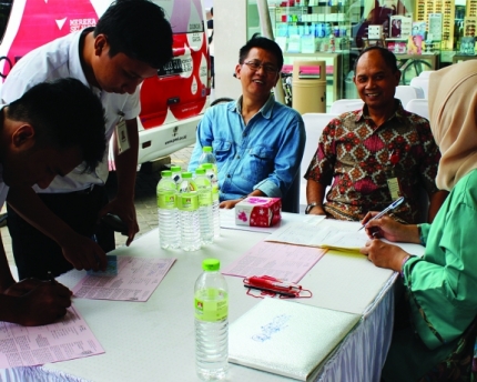 Pekan donor darah di Super Indo