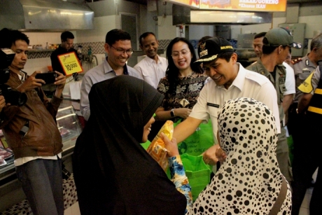 Super Indo Dukung Pembatasan Sampah Plastik di Kabupaten Bandung